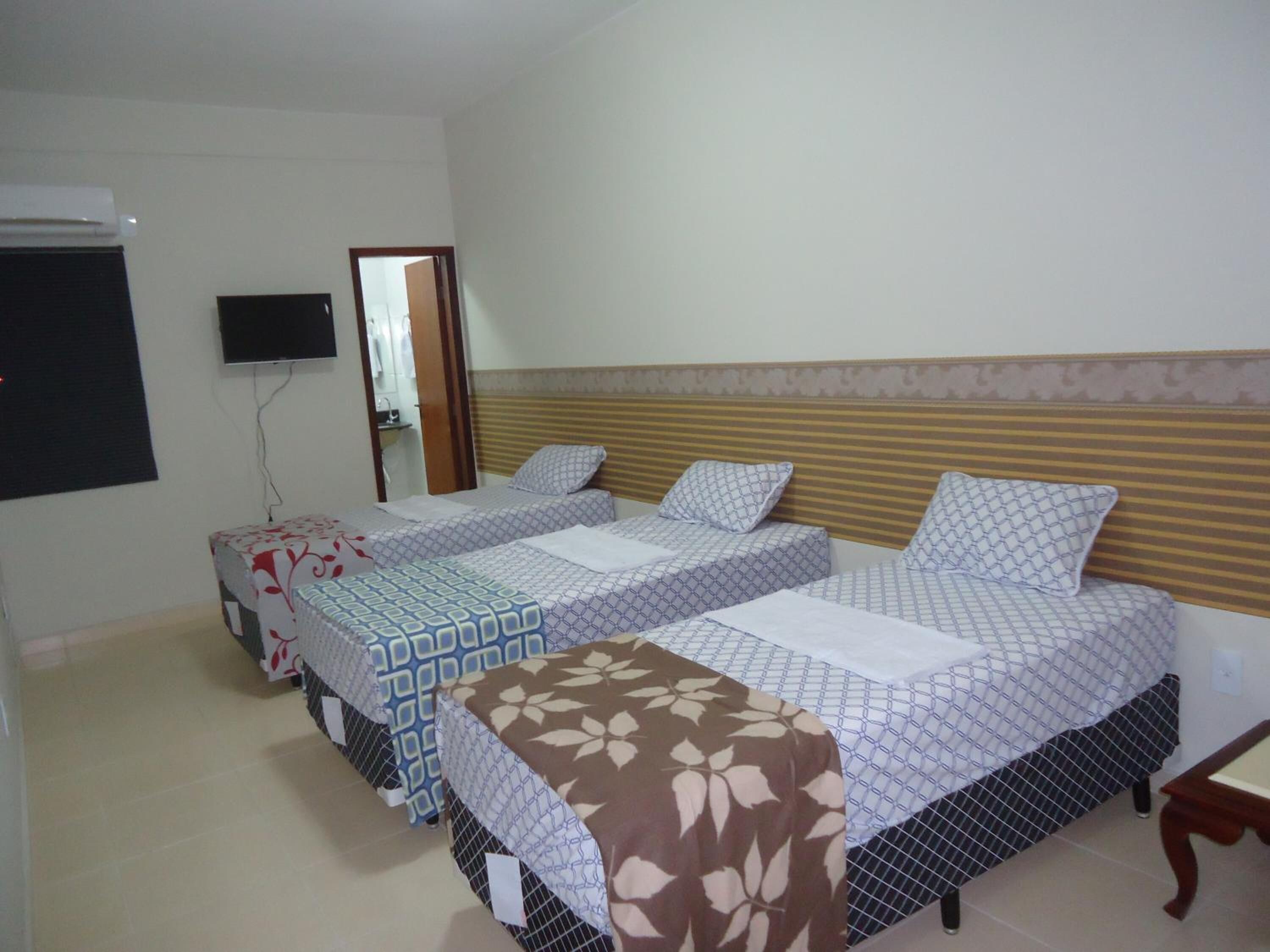 minibar, free wifi, bed sheets