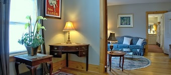 Emilyville Inn