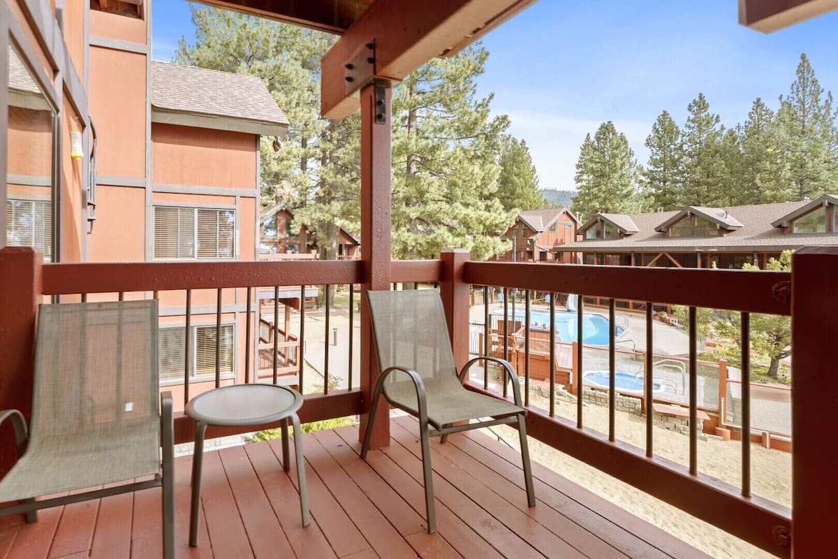 Standard Condo, 1 Queen Bed, Fireplace, Pool View | Terrace/patio