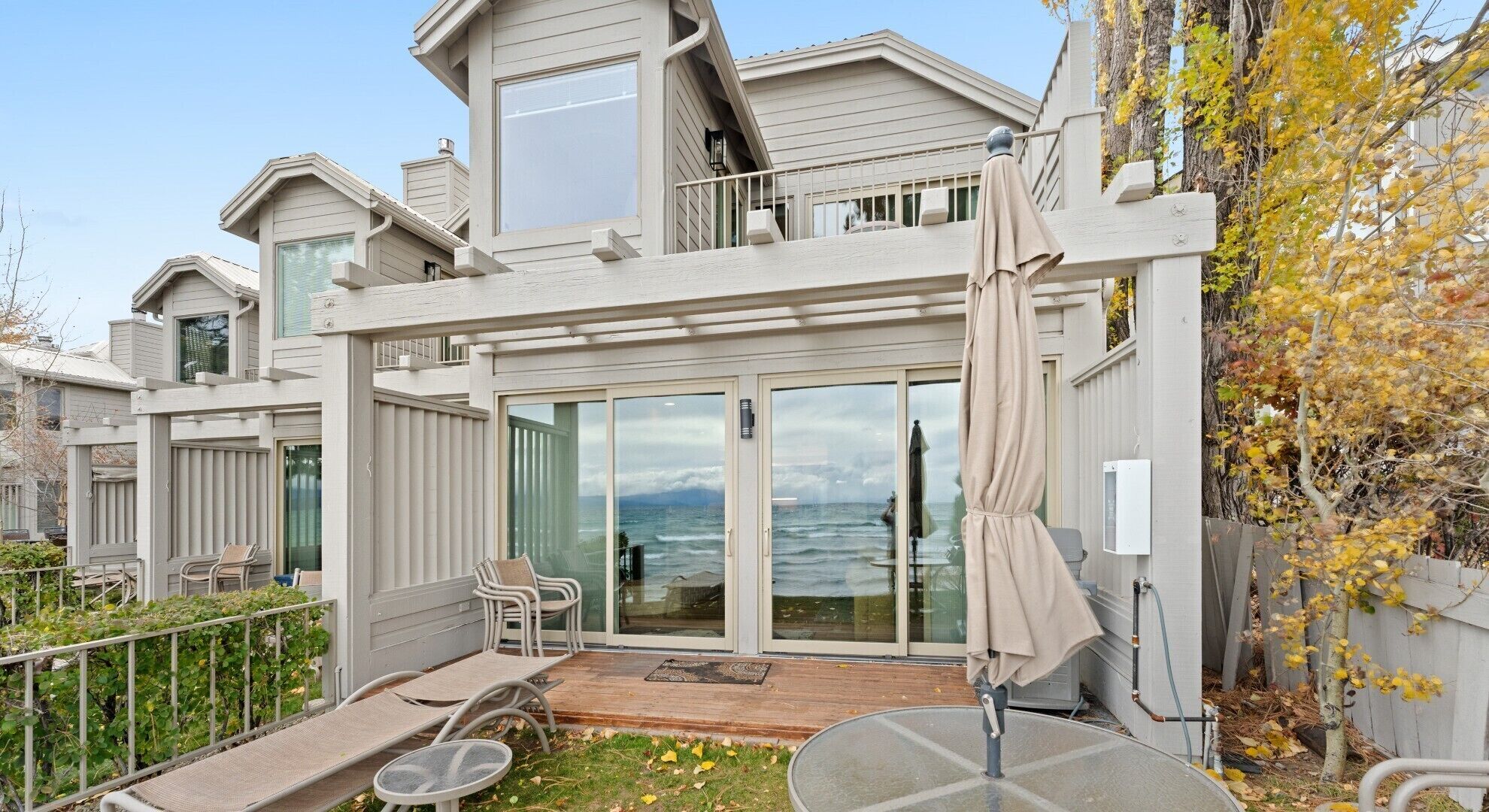 Signature Condo, 3 Bedrooms, Fireplace, Lakeside | Terrace/patio