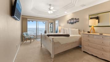 Signature-Apartment, 3 Schlafzimmer, Kamin, Seeseite | Individuell dekoriert, individuell eingerichtet, Bügeleisen/Bügelbrett