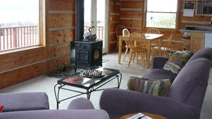House, 3 Bedrooms, Bay View | Living room - Kiana Lodging (Homer)