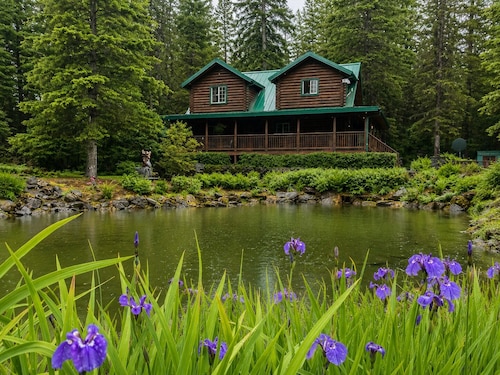 Box Canyon Cabins