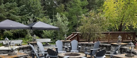 Wolf's Den | Terrace/patio