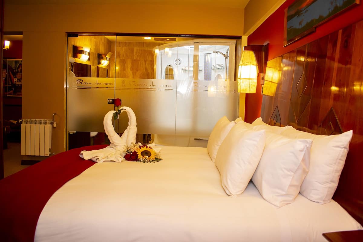 royal suite | premium bedding, minibar, in-room safe, soundproofing