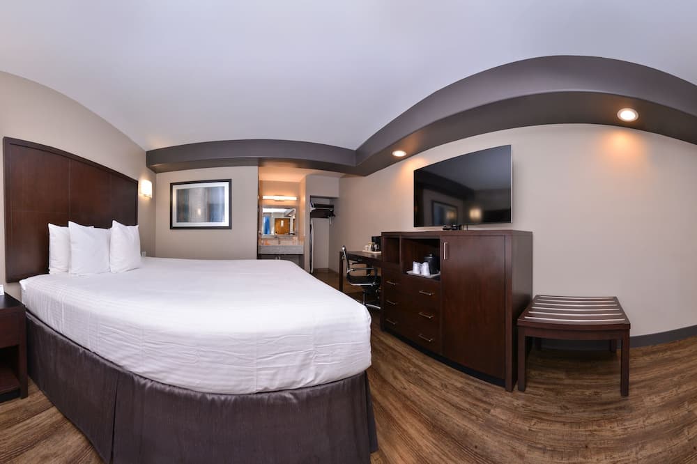 Tarzana Inn