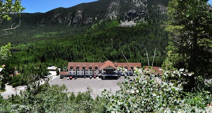 Monarch Mountain Lodge