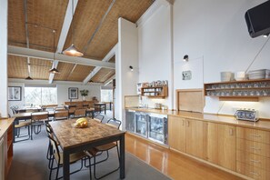 Reception - Ripparoo Ski Lodge (Falls Creek)