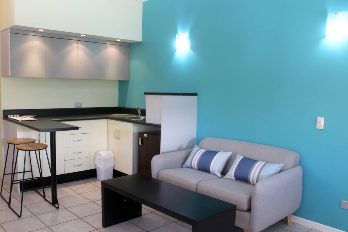 basic apartment, 1 bedroom | living area | flat-screen tv