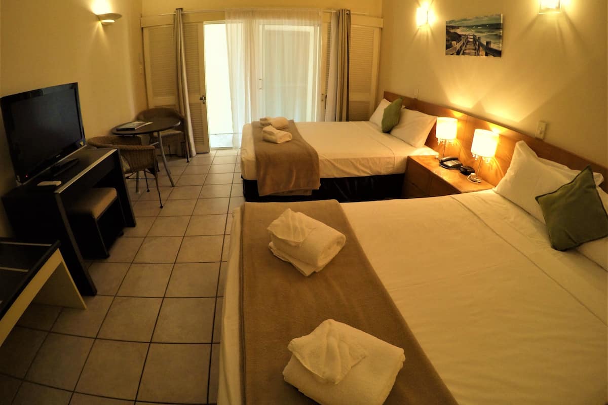 Family Room | 1 bedroom, desk, soundproofing, iron/ironing board