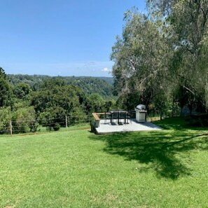 Khuôn viên nơi lưu trú