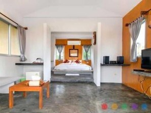 Kedap suara, tempat tidur lipat/tambahan, dan Wi-Fi gratis