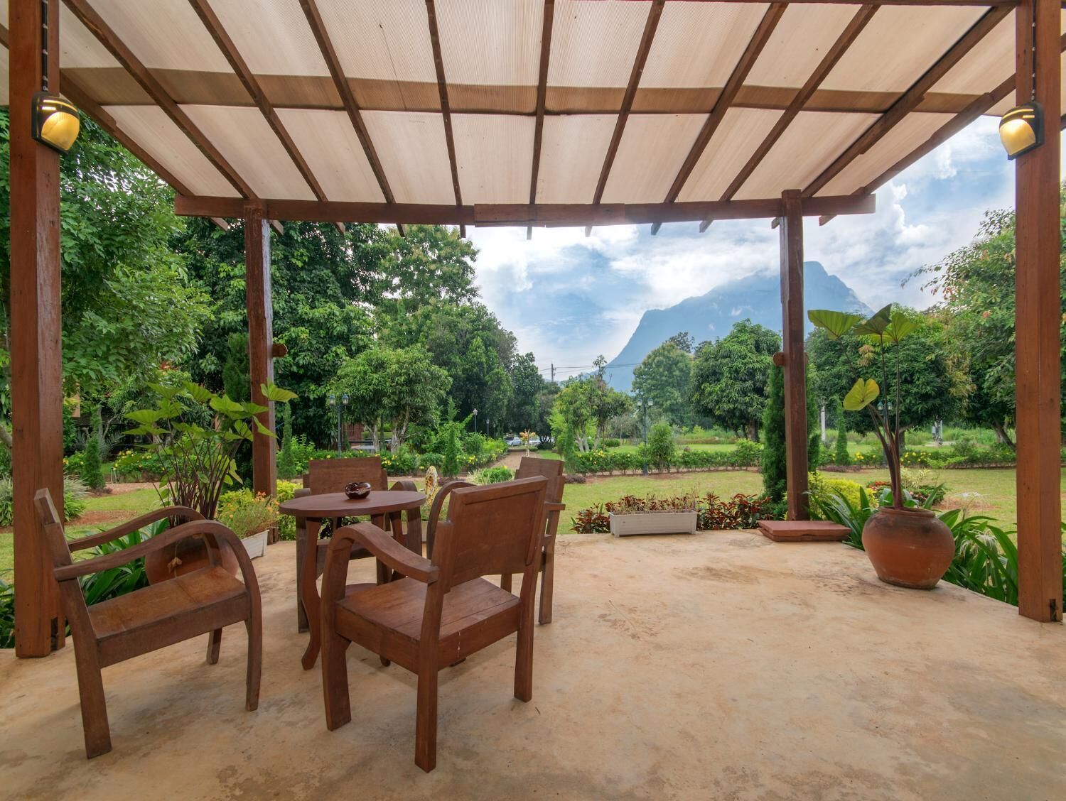 ระเบียง