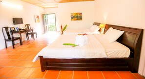 Minibar, in-room safe, desk, free WiFi - Mai Spa Resort (Phu Quoc)