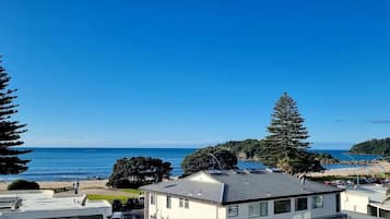 2 Bedroom Apartment (Ocean View) | Beach/ocean view
