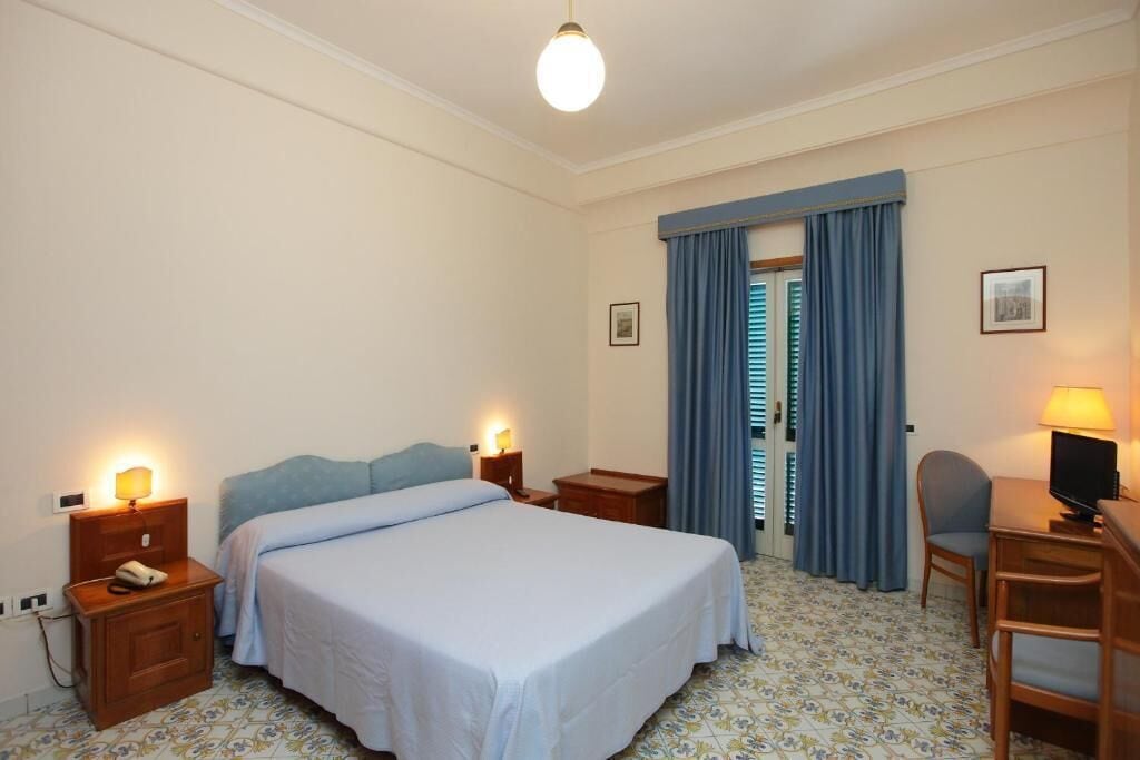 1 bedroom, minibar, in-room safe, individually decorated