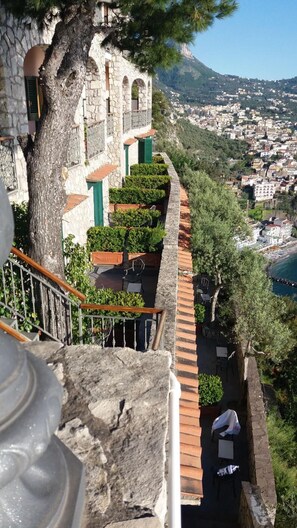 Exterior detail - Hotel Mega Mare (Vico Equense)