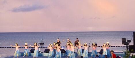 ชายหาด