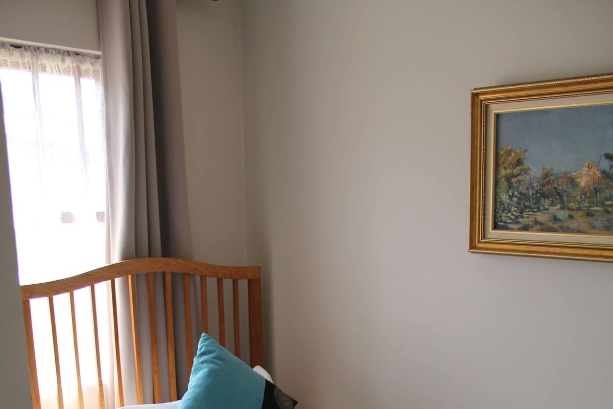 Bosuns Cottage | Hochwertige Bettwaren, Zimmersafe, Verdunkelungsvorhänge