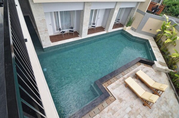 Outdoor pool - Griya Sunset Kuta (Kuta)