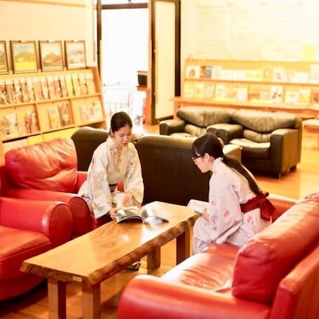 Lobby. Yufuin Onsen Yufuin Yawaragi no Sato Yadoya