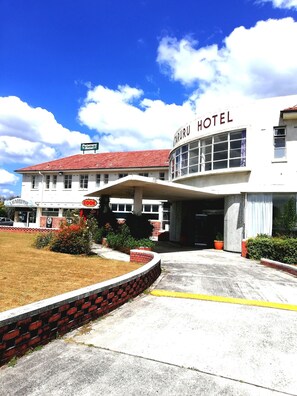 Property entrance - Putaruru Hotel (Putaruru)