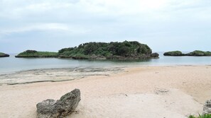 ชายหาด