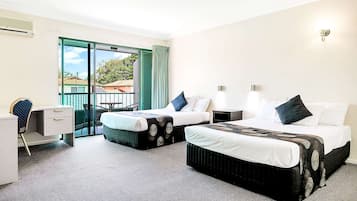 Standard Room, 2 Double Beds, Non Smoking