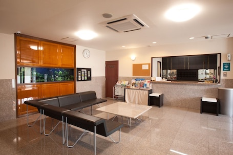 大堂. Business Hotel Shinten