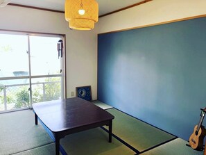 Living area - Life is a Journey - Hostel (Yomitan)