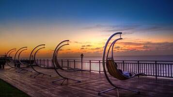 Sundeck