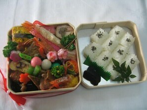 อาหารและเครื่องดื่ม