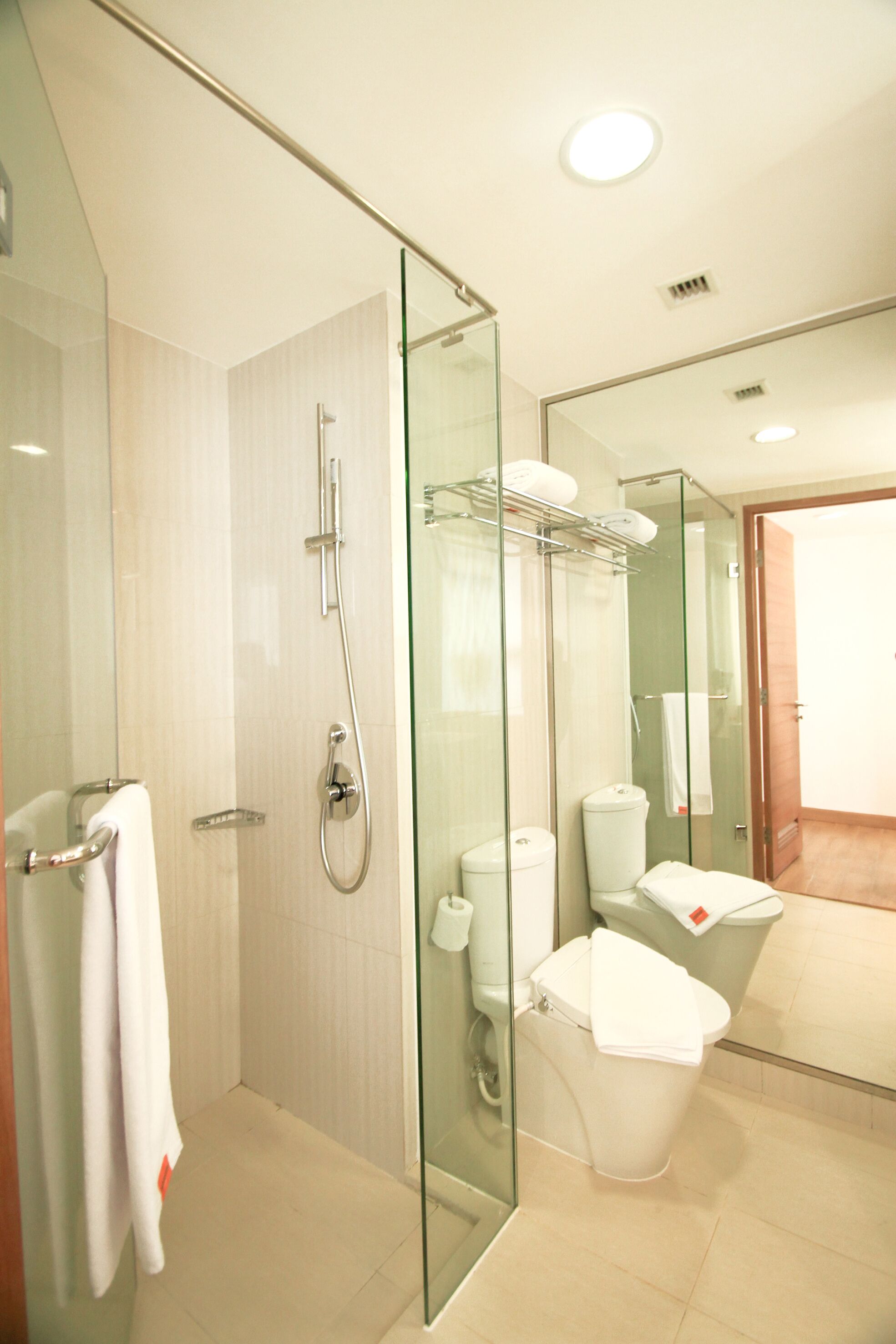 shower, free toiletries, hair dryer, bathrobes