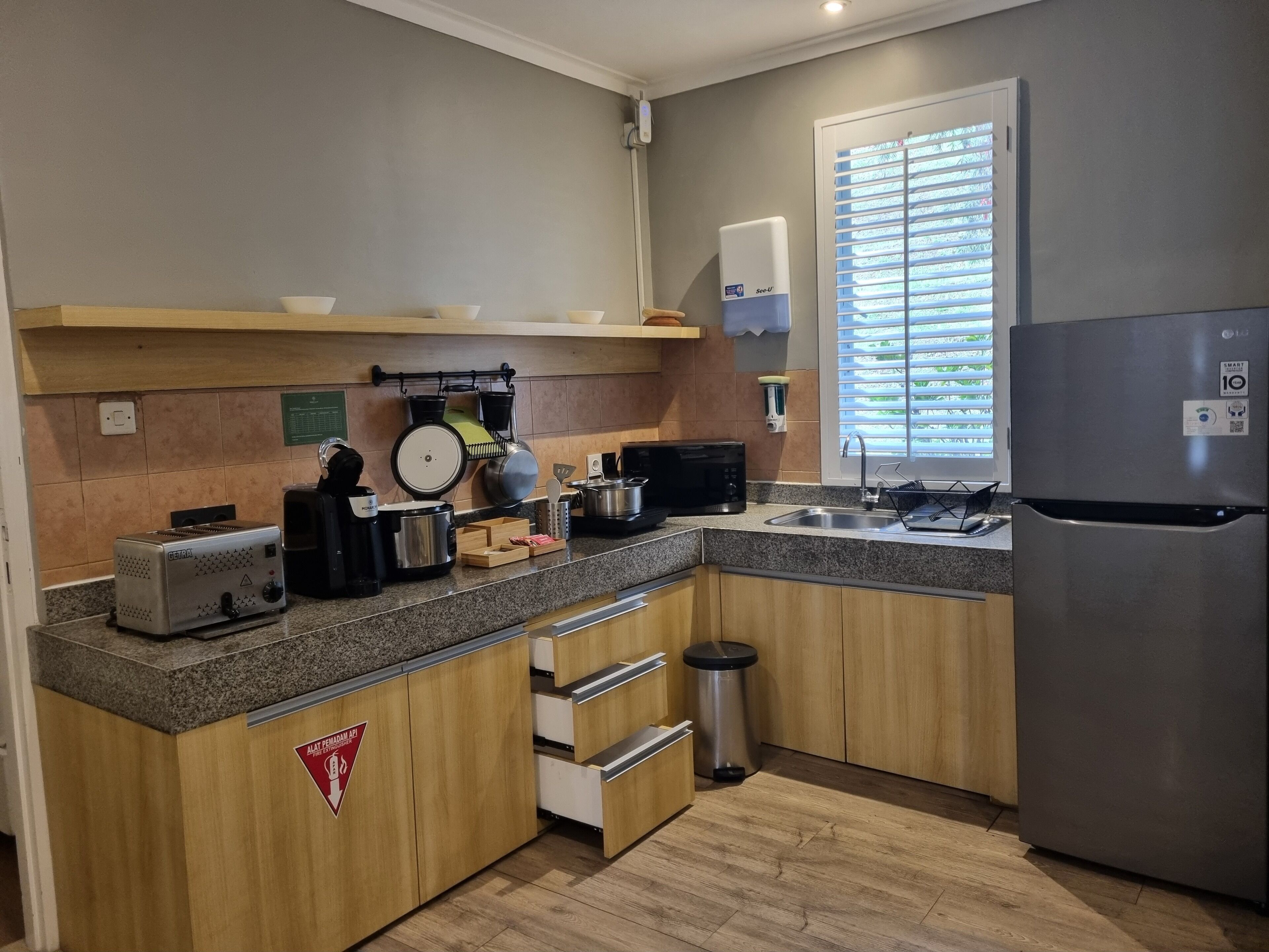 deluxe villa, 3 bedrooms | private kitchen | coffee/tea maker