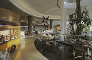 Daily buffet breakfast (IDR 200000 per person)