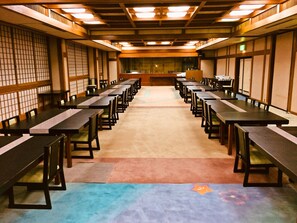 Ballroom - Hamasaka Onsen Totoya (Shinonsen)