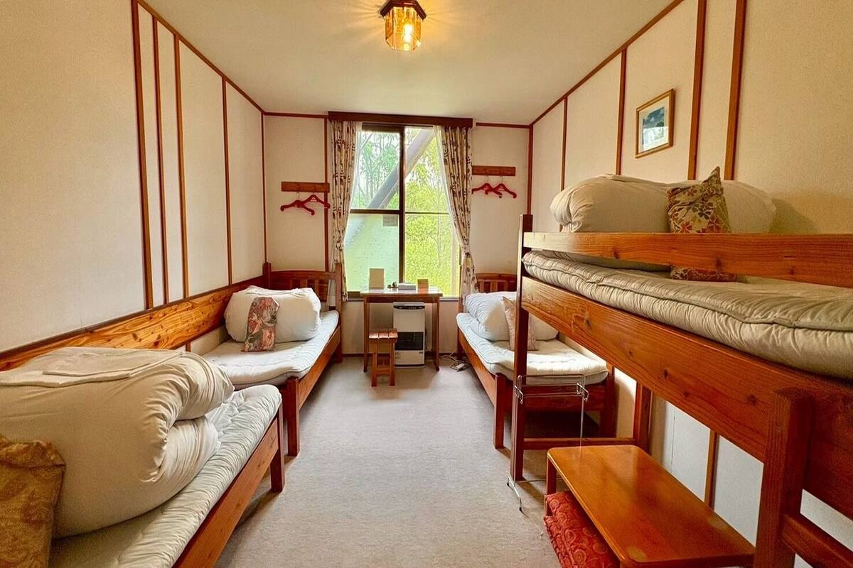 Dormitory Room, Female Only | Desk, free WiFi, bed sheets