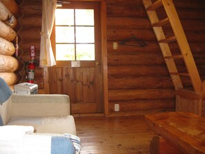 Living area - Log Cottage Himawari (Nakafurano)