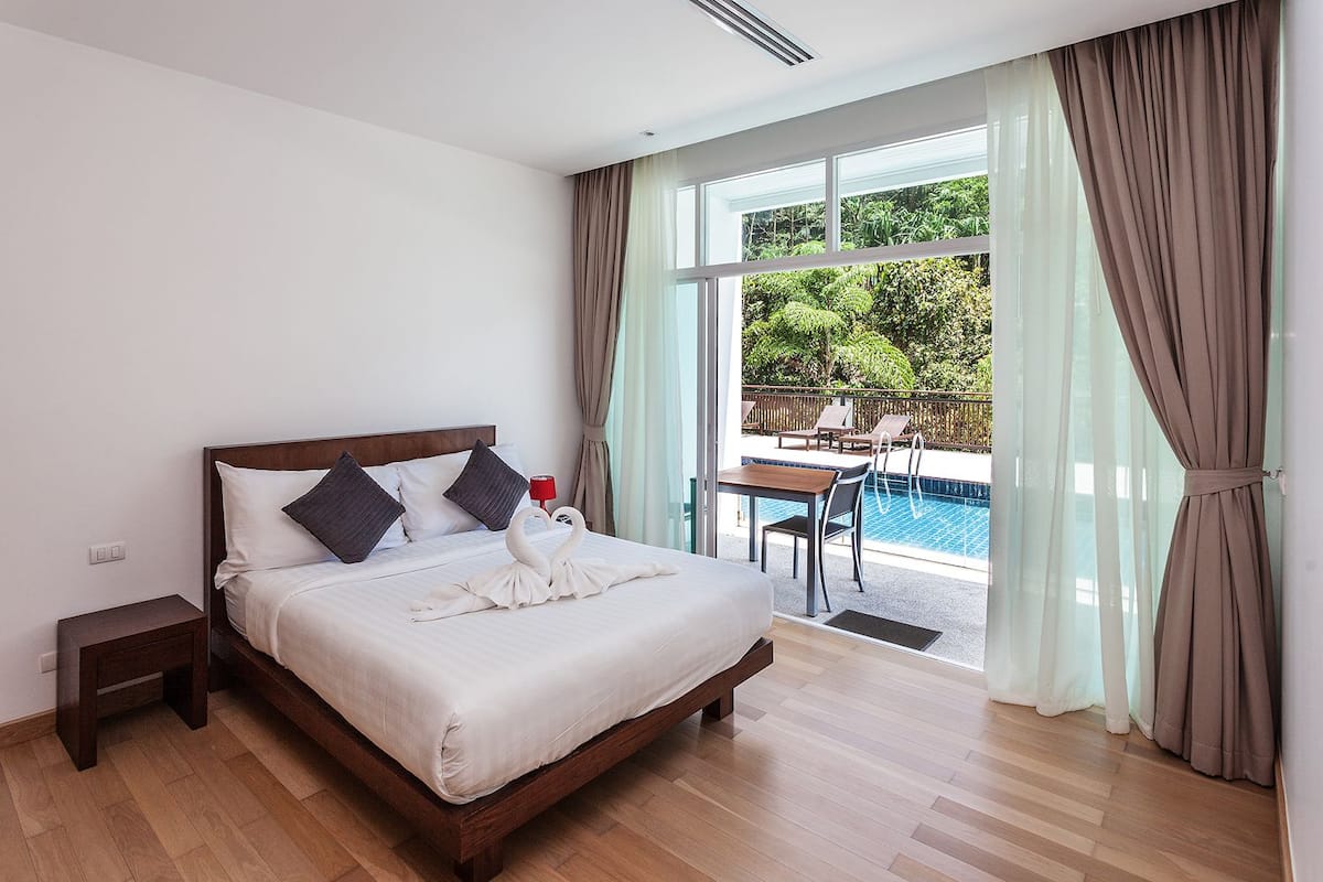 Apartment, 2 Bedrooms | In-room safe, desk, blackout curtains, free cots/infant beds
