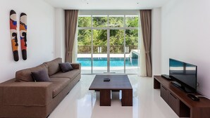 Apartment, 2 Bedrooms | Living room