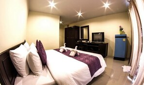 Superior Room | In-room safe, desk, free WiFi - Meesuk Place (Patong)