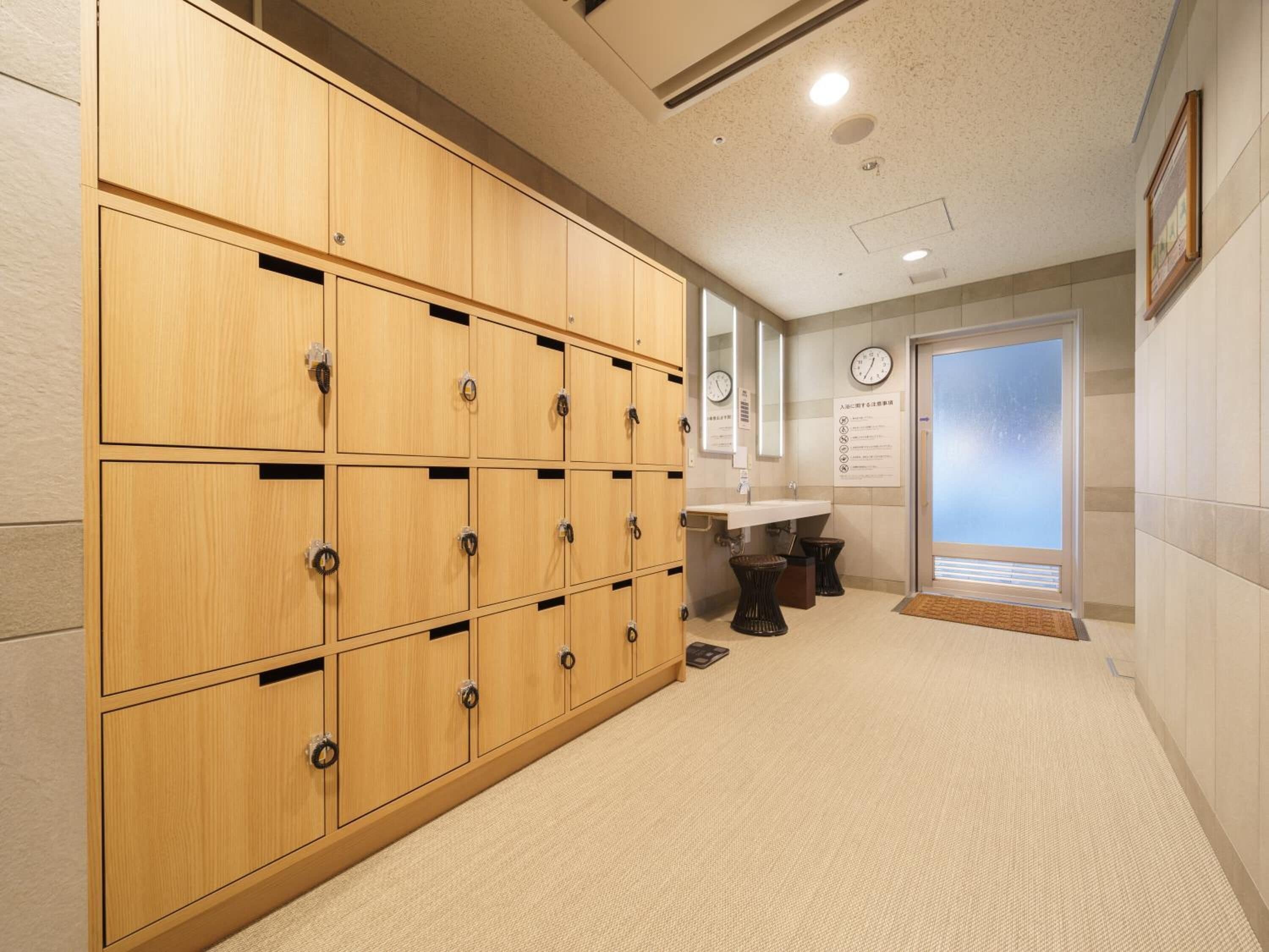 1 bedroom, minibar, free wifi, bed sheets