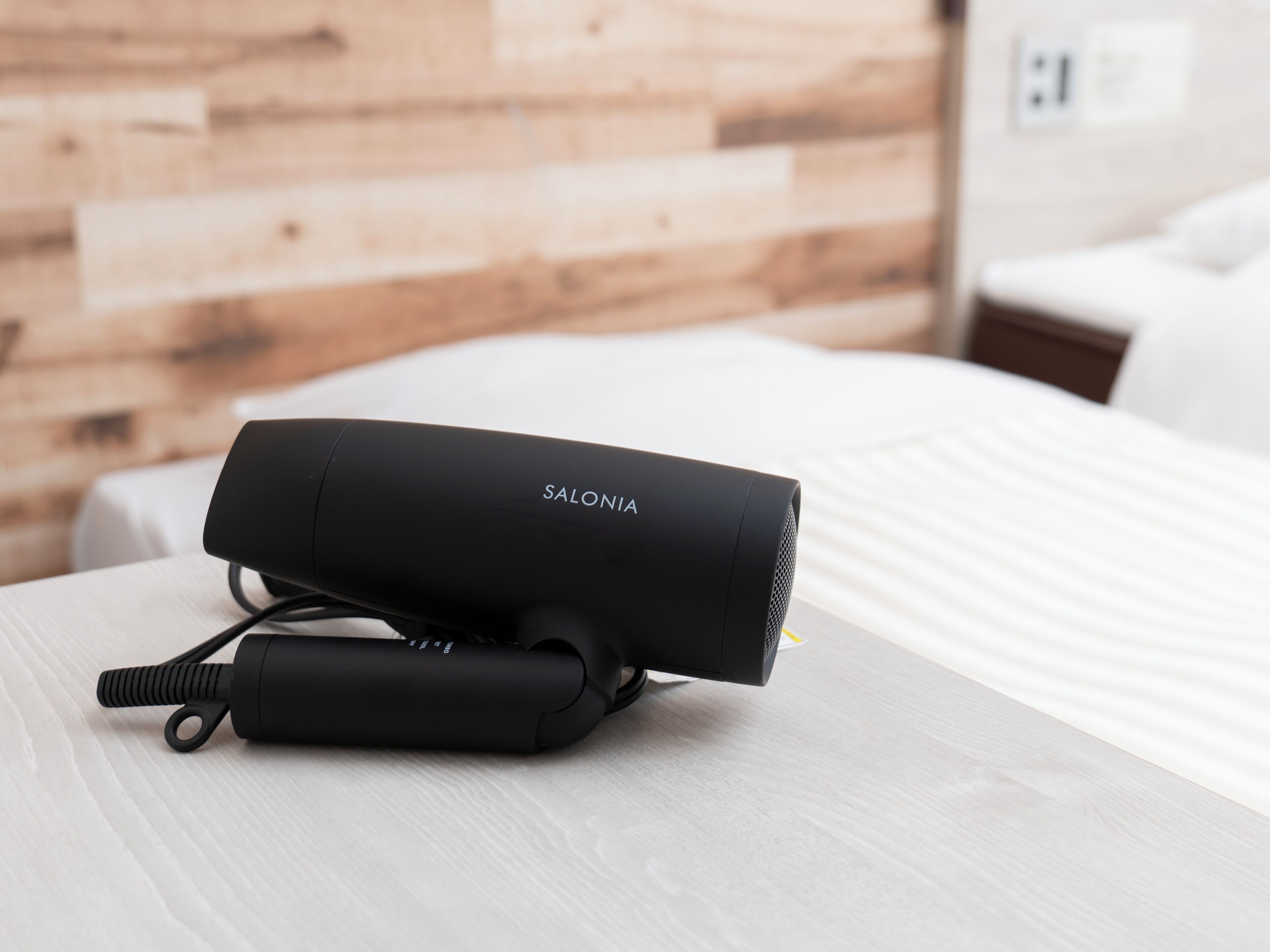 1 bedroom, minibar, free wifi, bed sheets