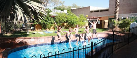 Piscine extérieure