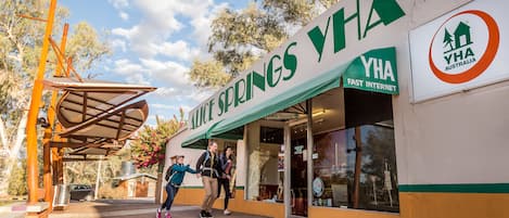 Fachada del alojamiento