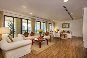 Penthouse | Living room