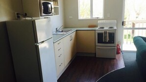 Suite, 3 Bedrooms | Private kitchen - A1 Kaikoura Motel & Holiday Park (Kaikoura)