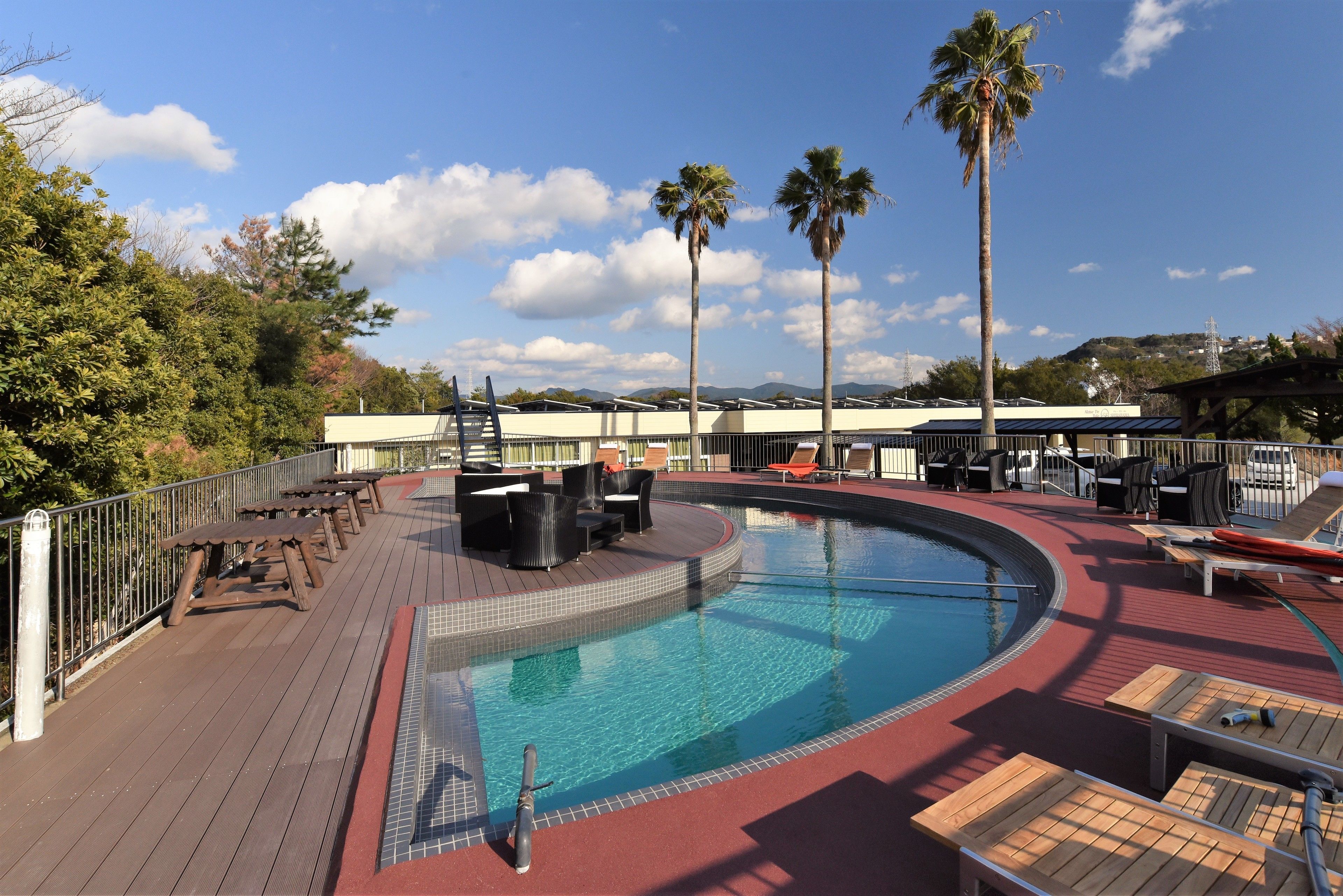 Seasonal outdoor pool