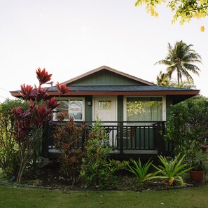 Standard Cottage, 1 Bedroom, Garden View | Garden view - Nona Lani Cottages (Kihei)