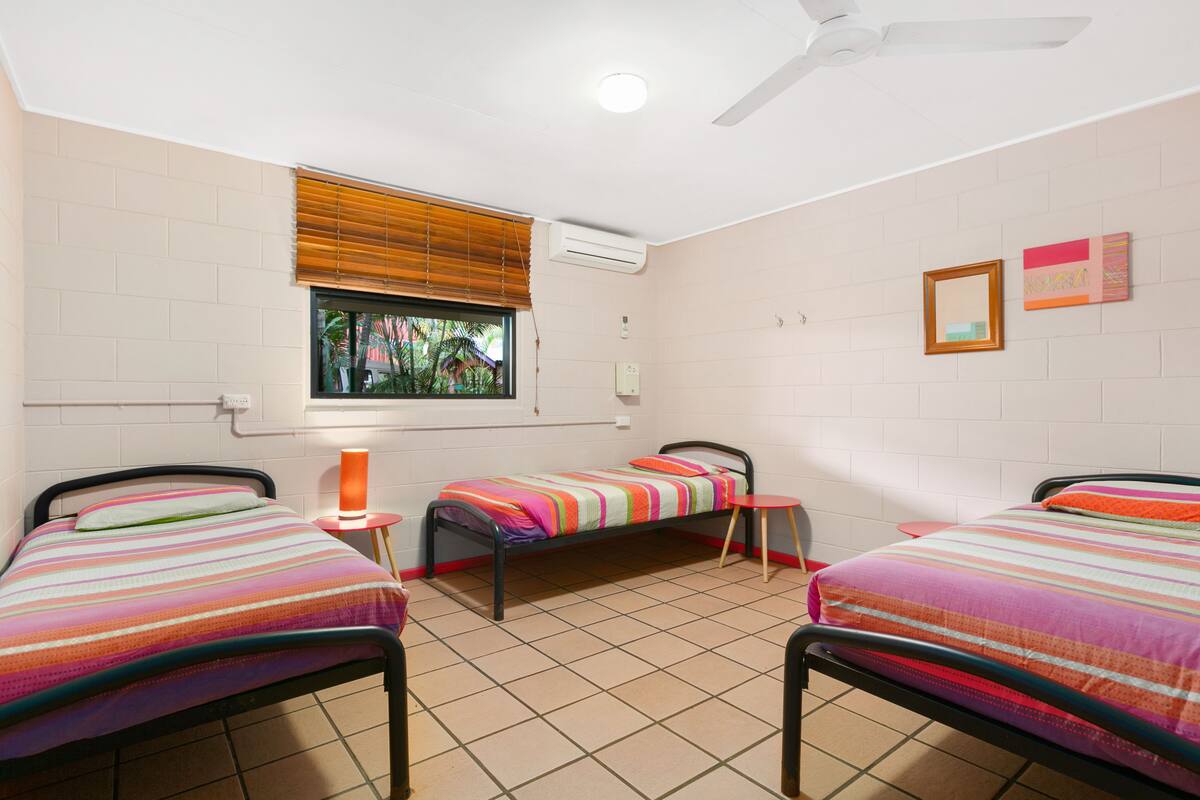 3 Bed Mixed Dorm Room | Bed sheets